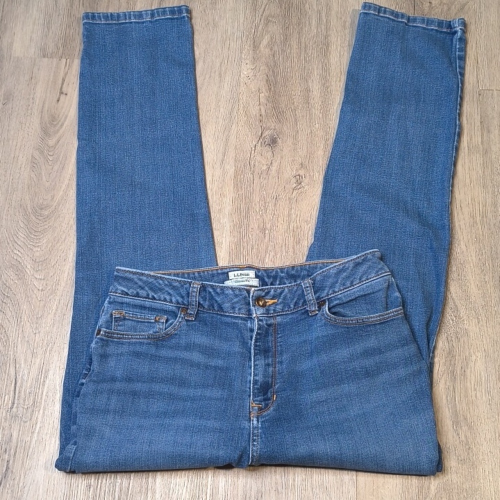 LL Bean Straight Leg w/28.5" Inseam Size 12 Denim Jeans sac970